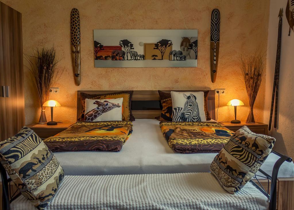 Hotel Adler Aichelberg  Room photo